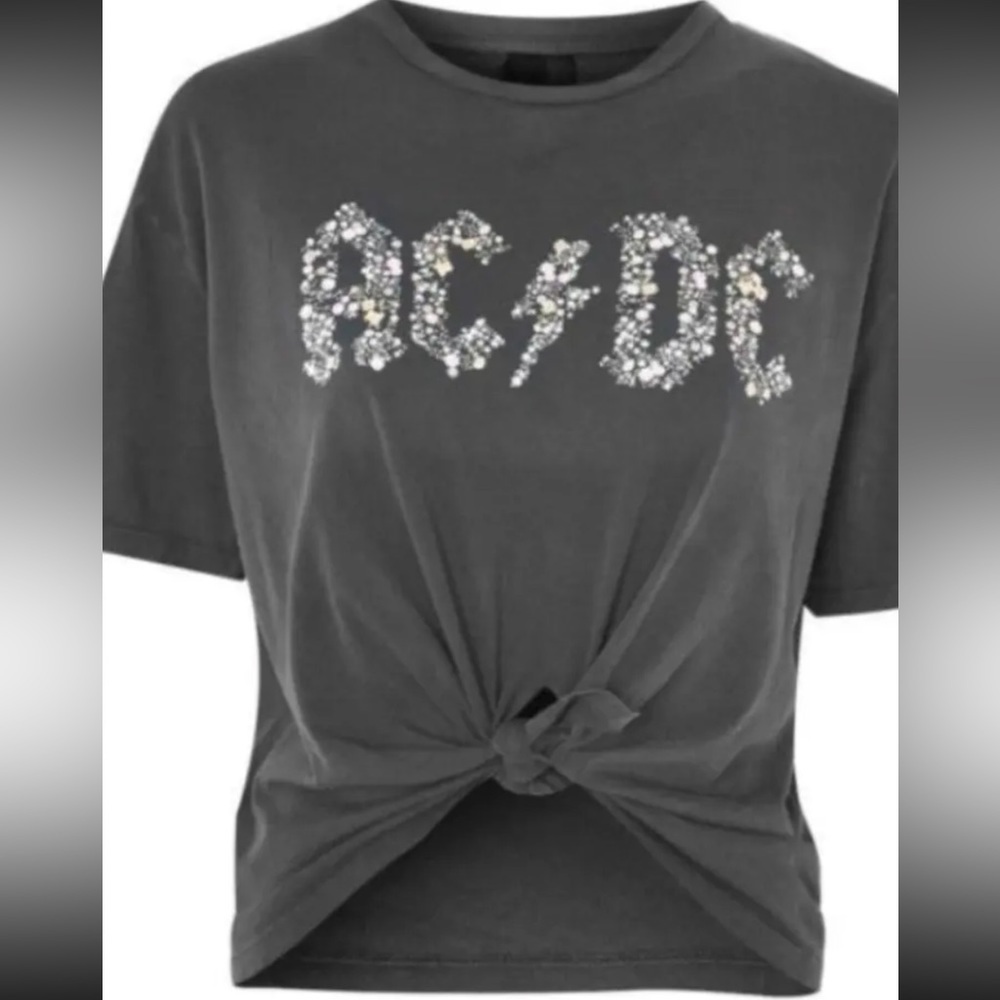 TOPSHOP by And Finally Knot Crop
AC/DC Floral Tee, GREY, 12, Preowned